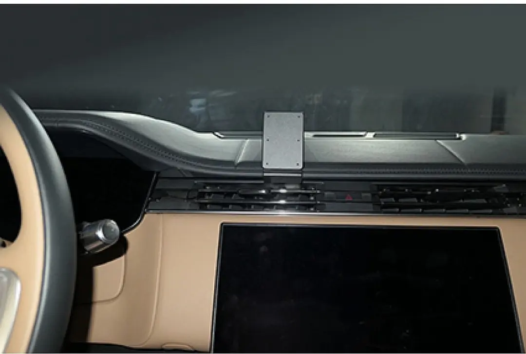 Brodit ProClip Center Mount Land Rover Range Rover 2022-2023
