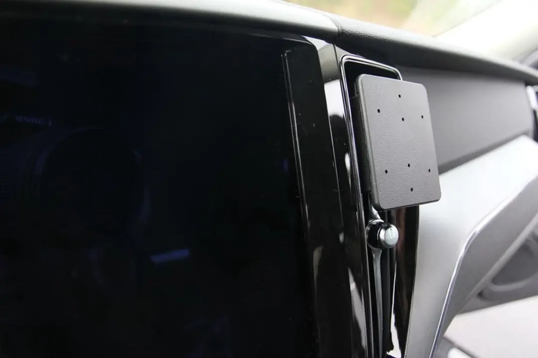 Brodit ProClip houder geschikt voor Volvo V60 / S60 2019 - / XC60 2018 - Angled mount