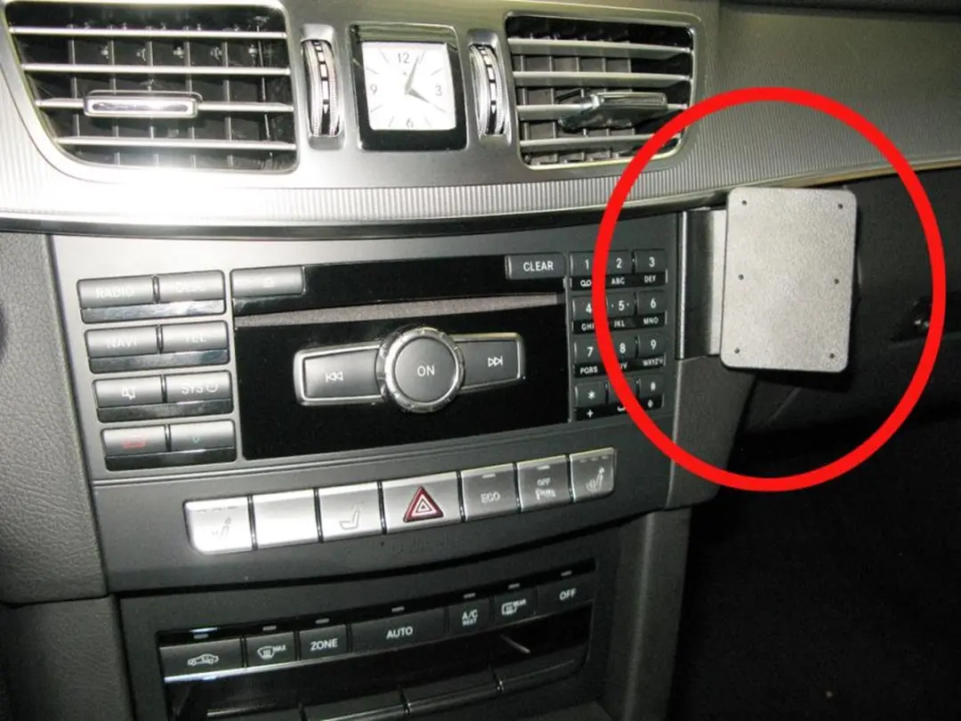 Brodit ProClip houder geschikt voor Mercedes Benz E-Klasse Sedan/ Station 2014-2