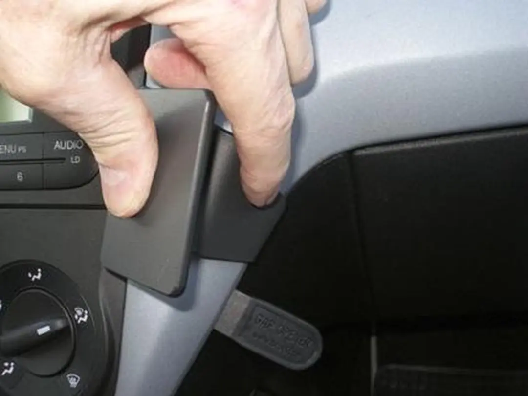 Brodit ProClip 853746 Fiathouder - Zwart - afbeelding 6 van 6