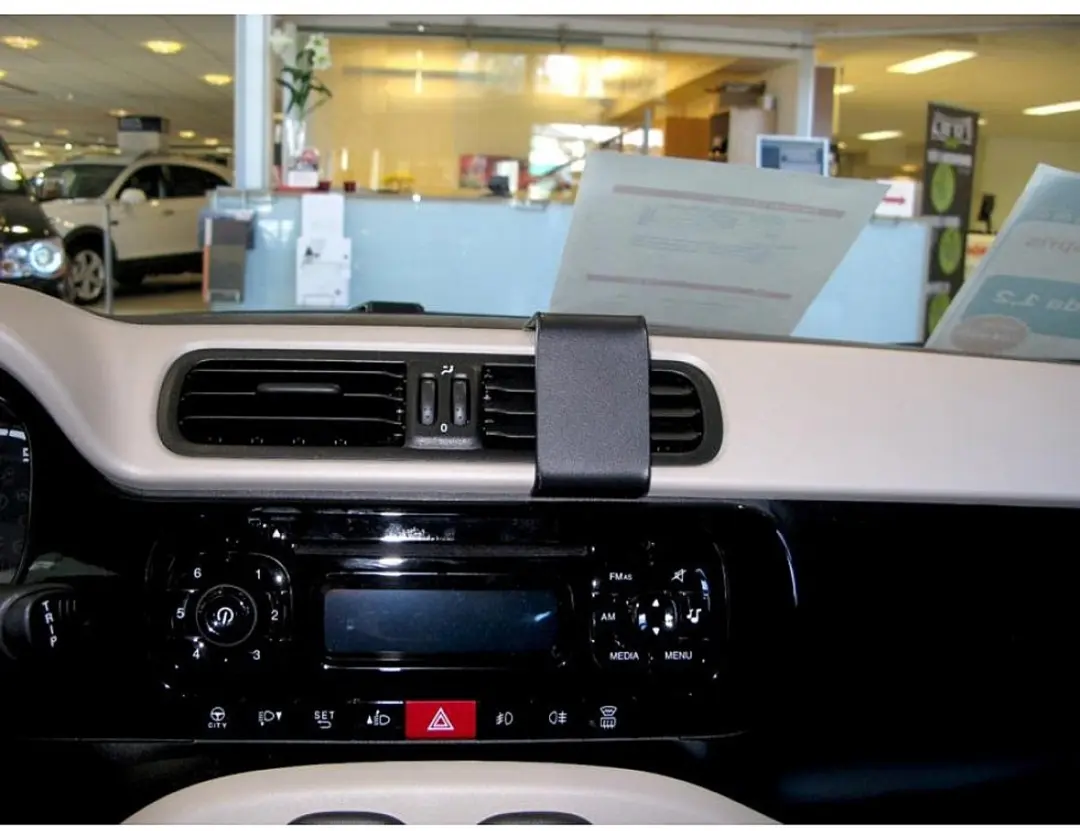 Brodit ProClip houder geschikt voor Fiat Panda 2013-2021 Center mount