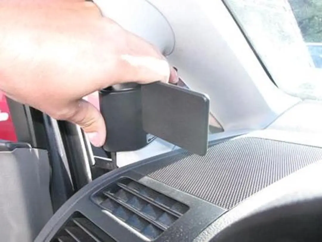 Brodit ProClip houder geschikt voor Volkswagen Touran 2003-2015 Left mount