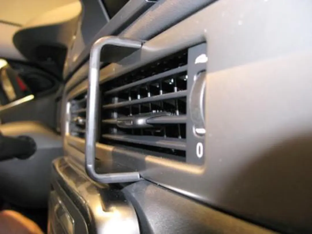 Brodit ProClip Volvo Center Mount 854676 - Zwart - afbeelding 6 van 6