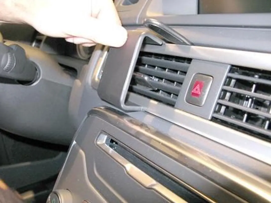 Brodit ProClip Volvo Center Mount 854676 - Zwart
