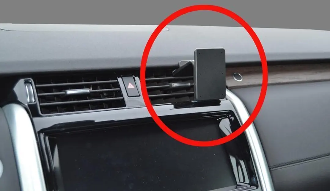 Brodit ProClip Center Mount Land Rover Discovery 5 2017