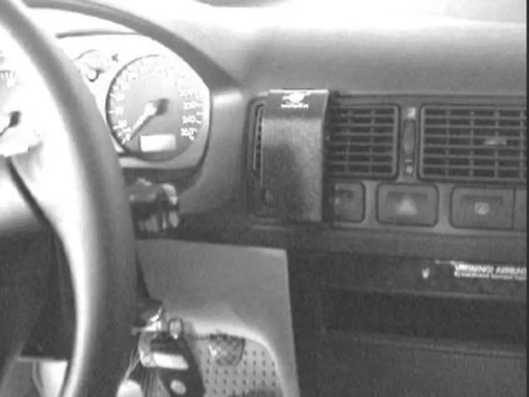 Brodit ProClip houder geschikt voor Volkswagen Golf 4/ Variant Center mount