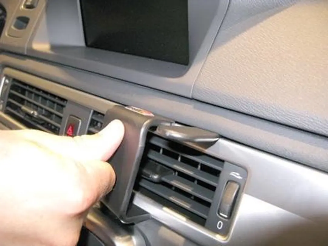 Brodit ProClip Angled Mount Volvo S80/V70 II/XC70 2012-2016