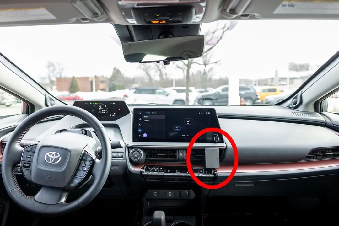 Brodit Proclip Toyota Prius 24- Center Mount