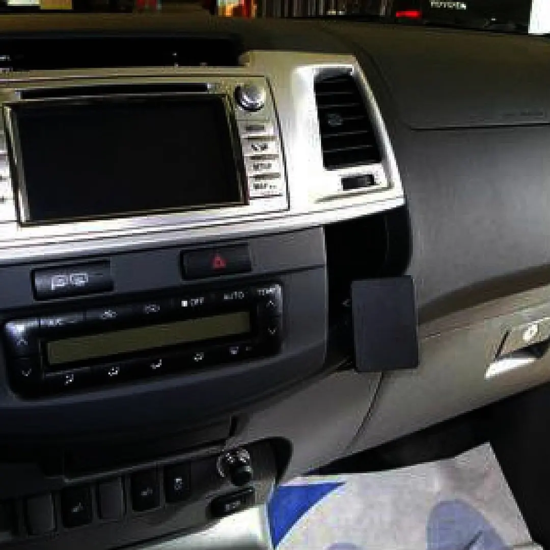 Brodit ProClip 854746 Toyota HiLux Houder - Zwart