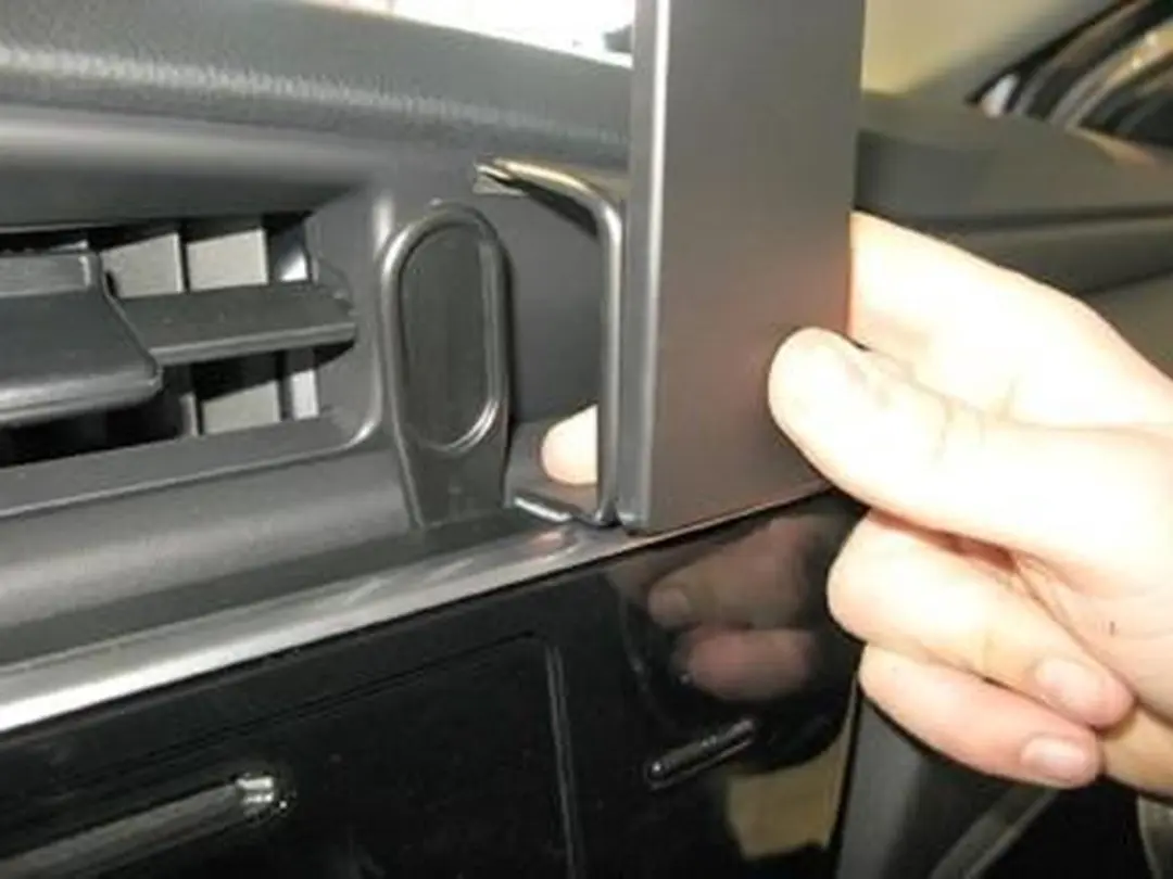 Brodit Proclip Toyota Auris 16-19 Center Mount - Zwart