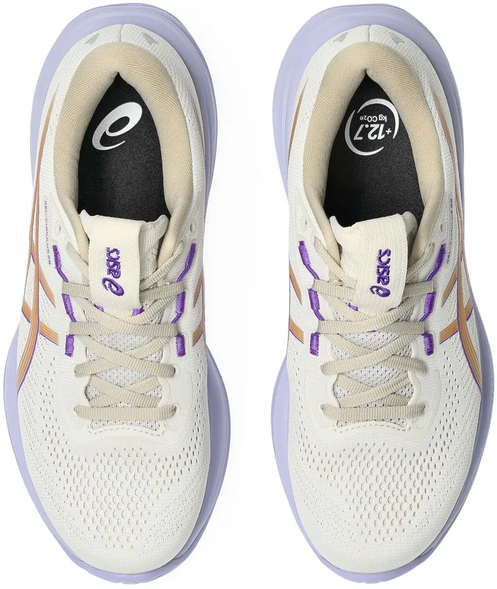 ASICS Gel-Cumulus 28 Hardloopschoenen - Vrouwen 39 Beige