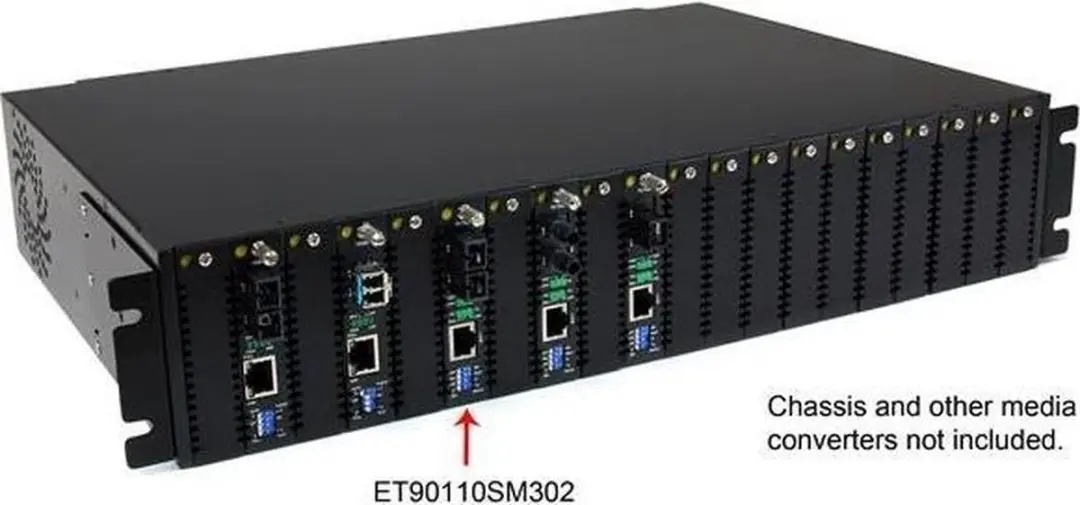 Startech ET90110SM302 Glasvezel Converter 10/100 Mbit - SC - 30 km - Zwart