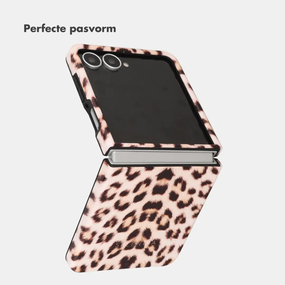Selencia Hoesje Samsung Galaxy Z Flip8 - Wild Leo