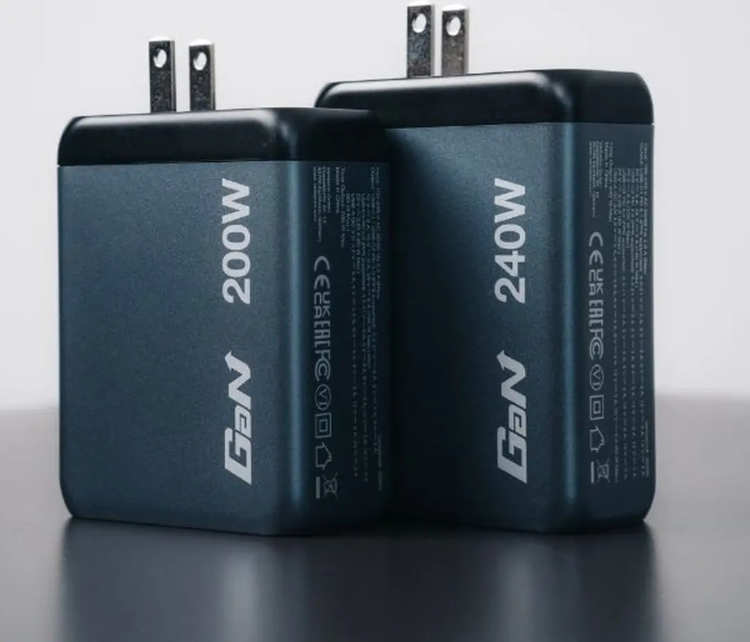 Verbatim GNC-200 GaN Oplader 200W - 4 Poorten - Grijs