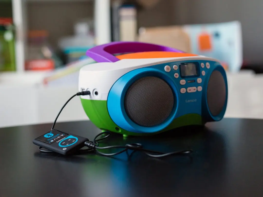 Lenco SCD-41 Draagbare Radio-CD-speler - Multicolor