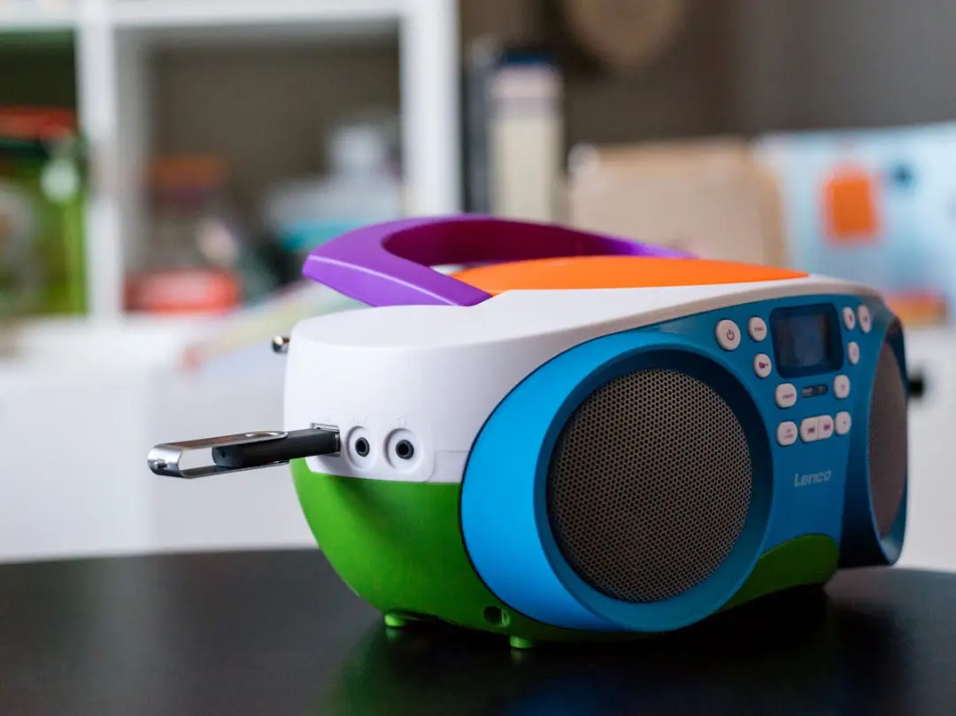 Lenco SCD-41 Draagbare Radio-CD-speler - Multicolor