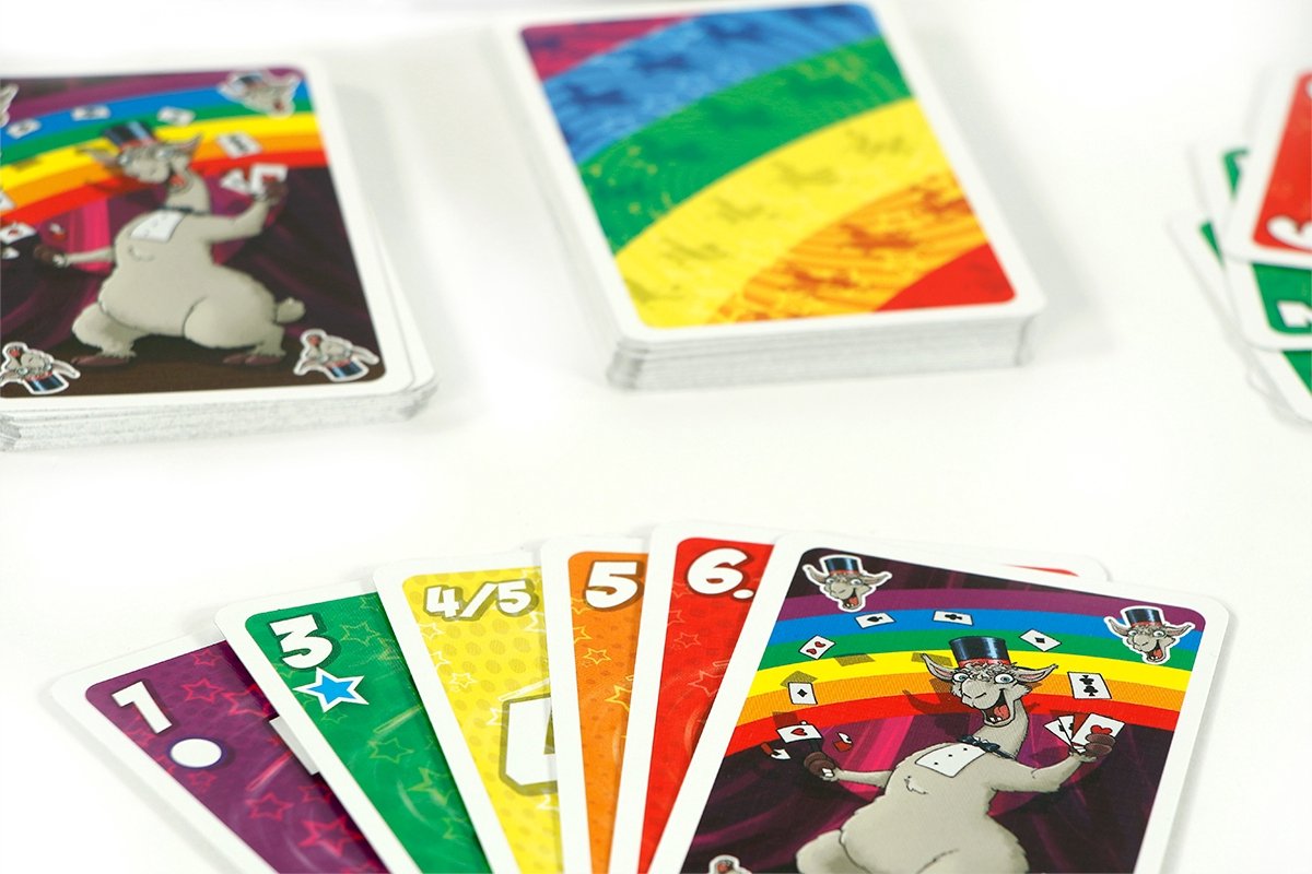 999 Games - LAMA: Cadabra - Kaartspel - Gebaseerd op het populaire L.A.M.A. - Familiespel - Gezelschapsspel - Klein cadeautje