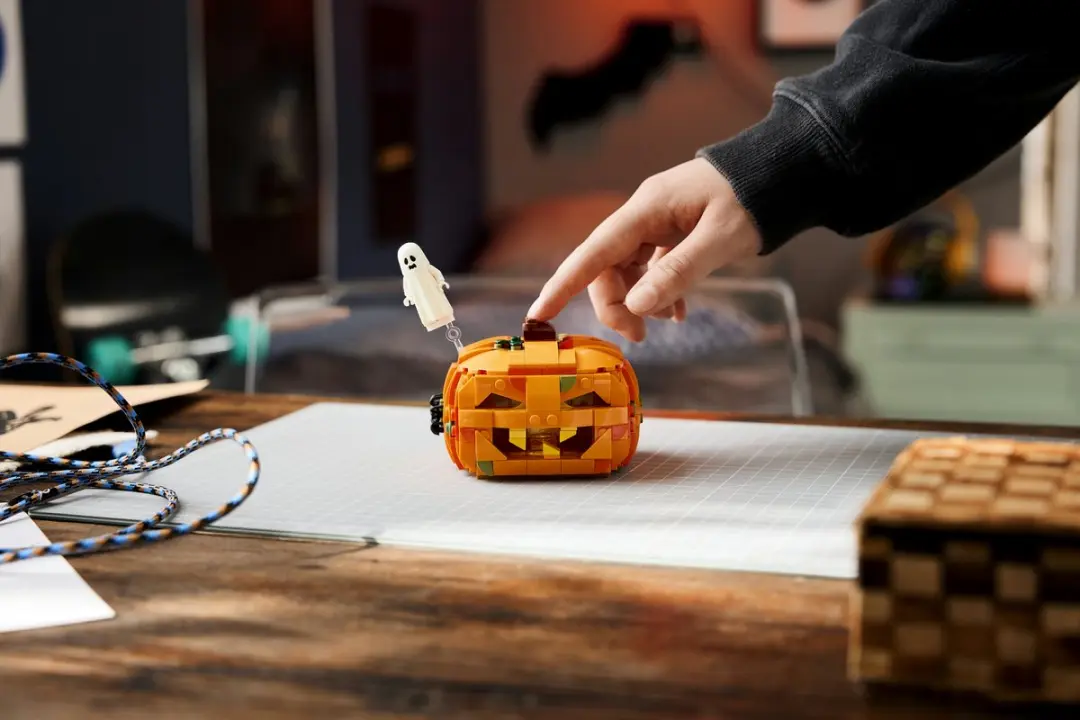 LEGO Halloween 40872 Pompoenlantaarn - 323 Stukken - Meerkleurig