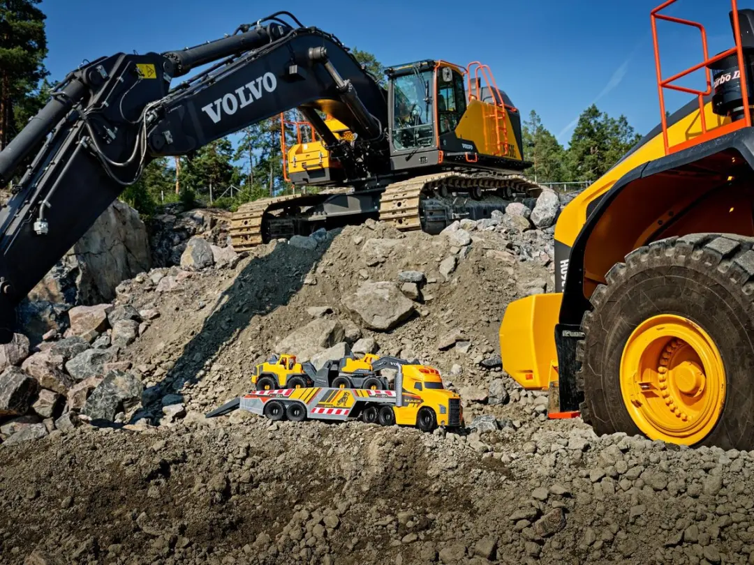 Dickie Toys Mack/Volvo Graafmachine & Lader 70cm - Licht & Geluid - Grijs/Geel/Zwart - afbeelding 3 van 6