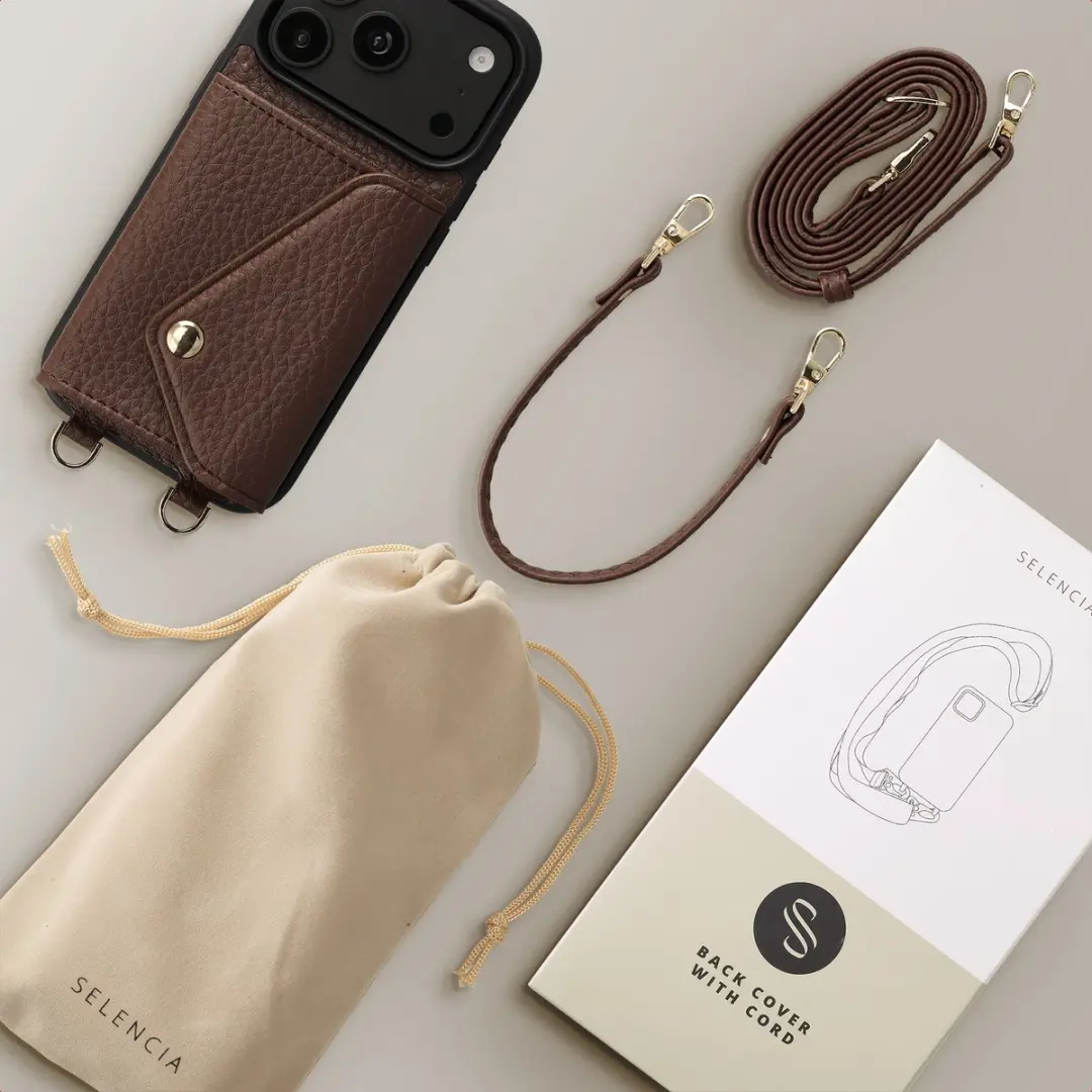 Selencia Sera Koordhoes iPhone 17 Pro - 3 Pasjes - Donkerbruin