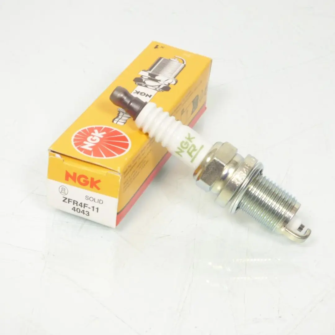 NGK ZFR4F-11 Bougie