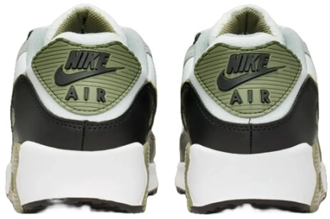 Nike Air Max 90 Silver Sage - Maat 39