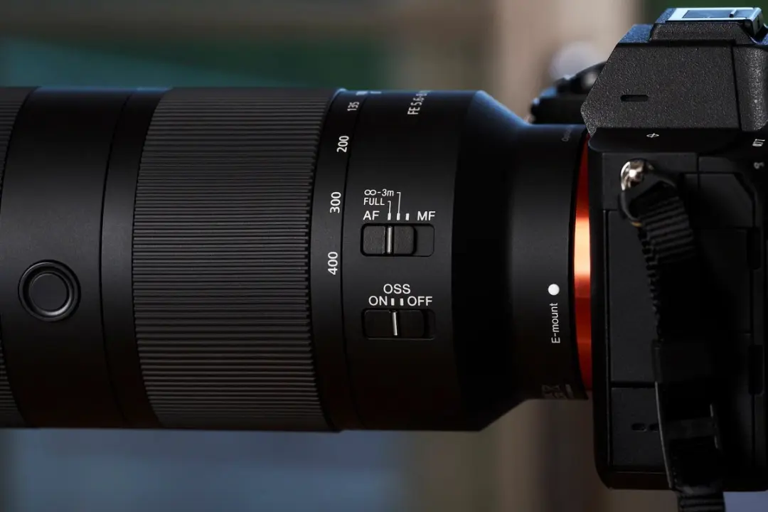 Sony SEL 100-400mm F5.6-8 OSS Telelens