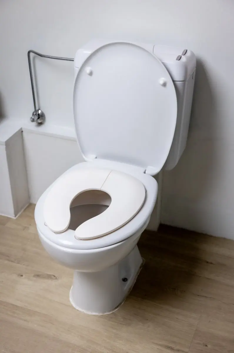 Nûby Opvouwbare Reistoiletbril 18m+ - Zuignappen