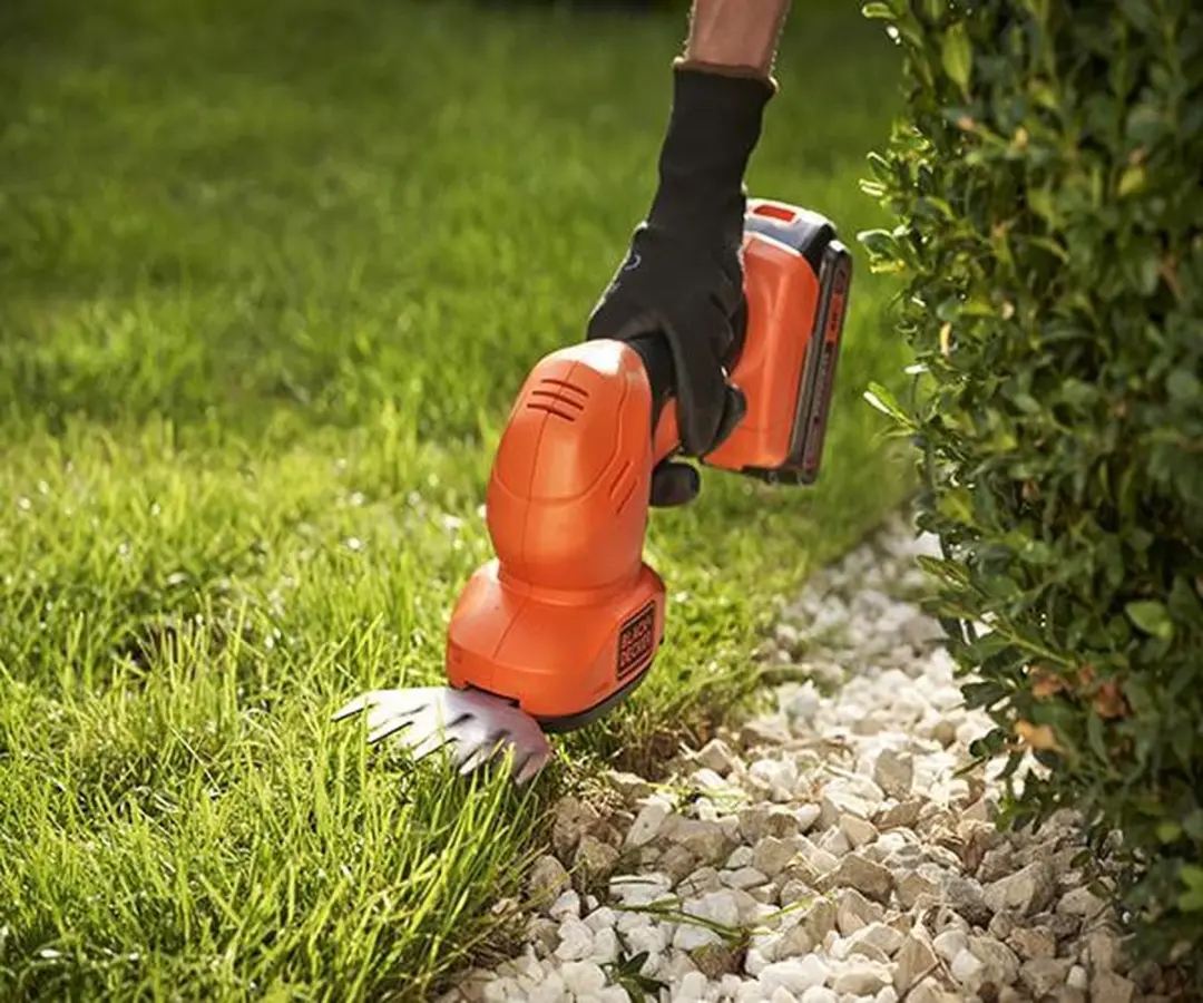 BLACK+DECKER BCSS18D1-QW Gras- en Struikschaar 18V 2.0Ah