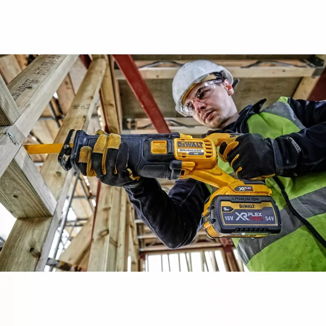 DeWalt DCS389X2-QW Accu Reciprozaag - 2x 9.0Ah - Incl. lader & koffer