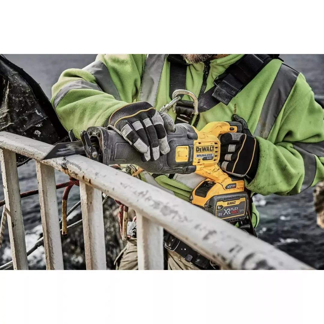 DeWalt DCS389X2-QW Accu Reciprozaag - 2x 9.0Ah - Incl. lader & koffer