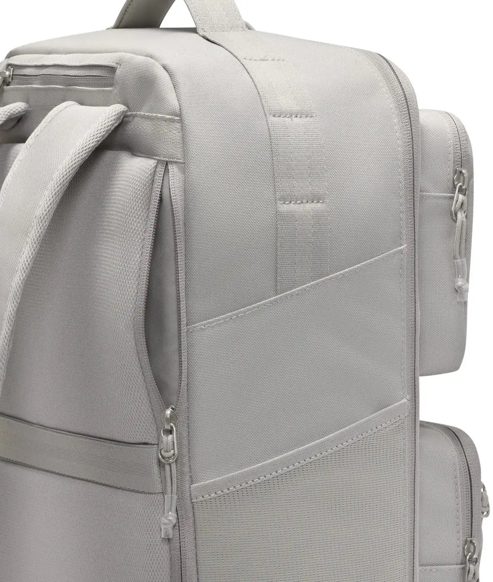Nike Utility Bag 27L - Bruin/Beige