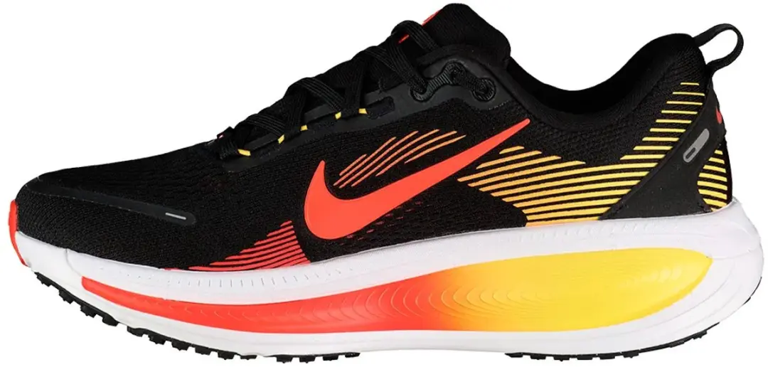 Nike Vomero 18 Hardloopschoenen - EU 47 - Zwart/Rood