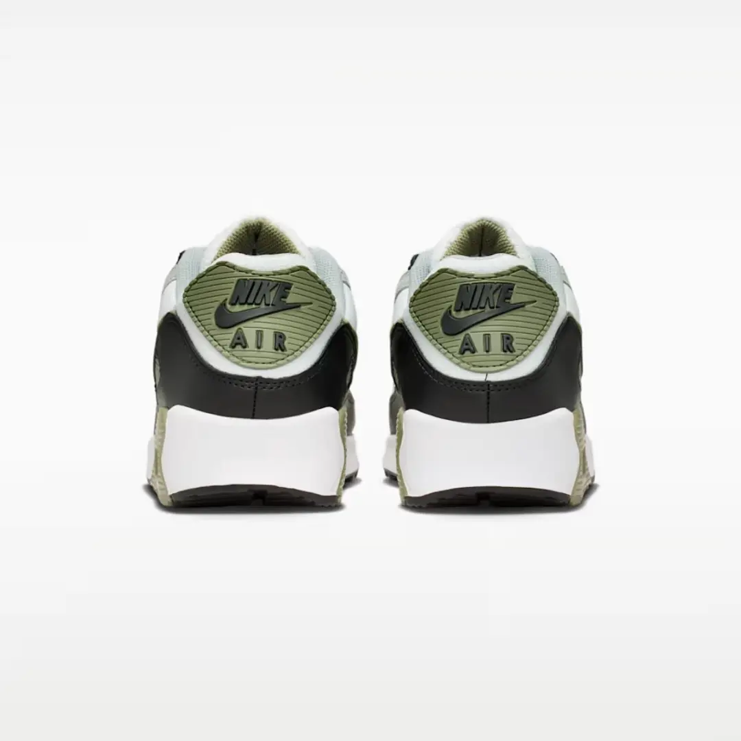 Nike Air Max 90 Silver Sage - Maat 40.5