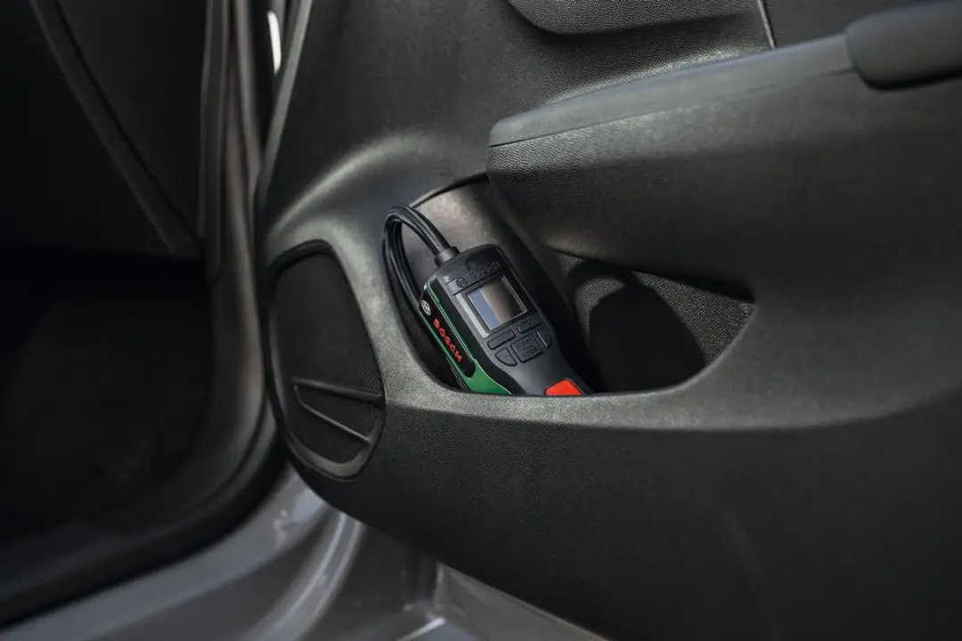 Bosch PNEO EasyPump Draadloze Luchtpomp 10,3 bar - 3000mAh - Groen