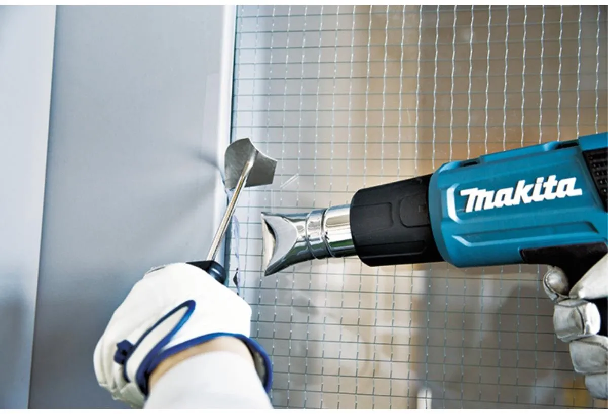 Makita HG 6030 K Heteluchtpistool 1800W - 2 standen