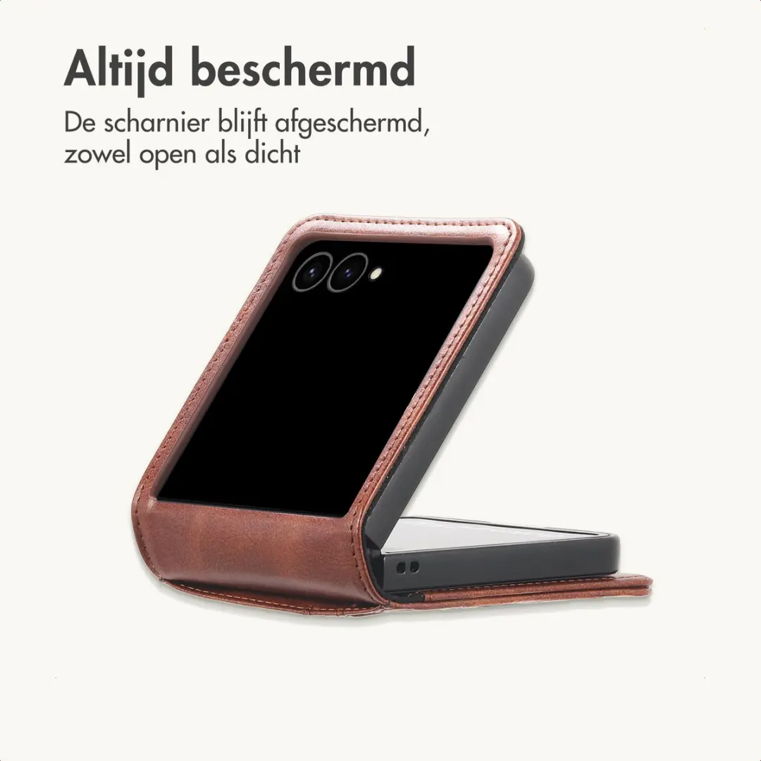 Imoshion Hoesje Samsung Galaxy Z Flip8 - 3 Pasjes - Donkerbruin