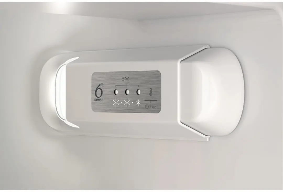 Whirlpool WHC18D051A1 Inbouwkoelkast 268L - 5 Plateaus