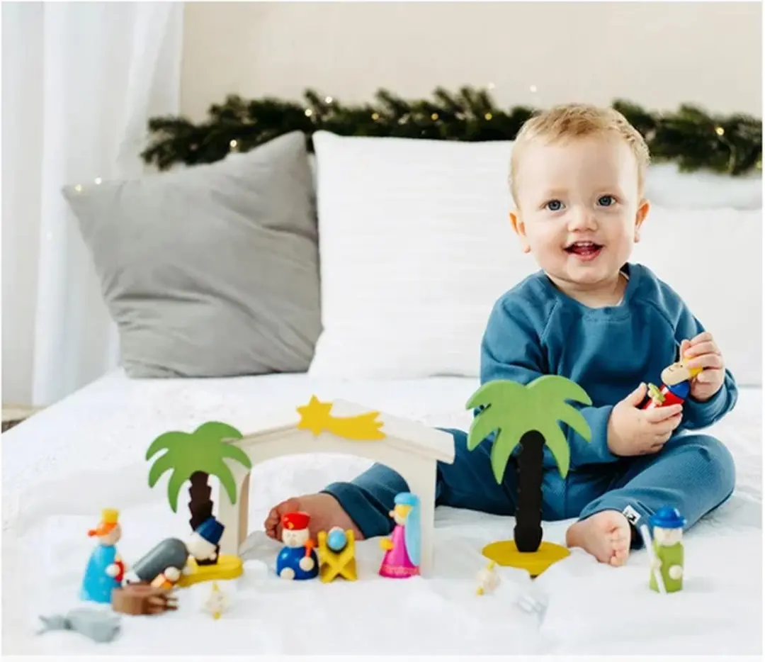 Small Foot Houten Kerststal Speelset - 16 Meubels 11 Poppen Multicolor