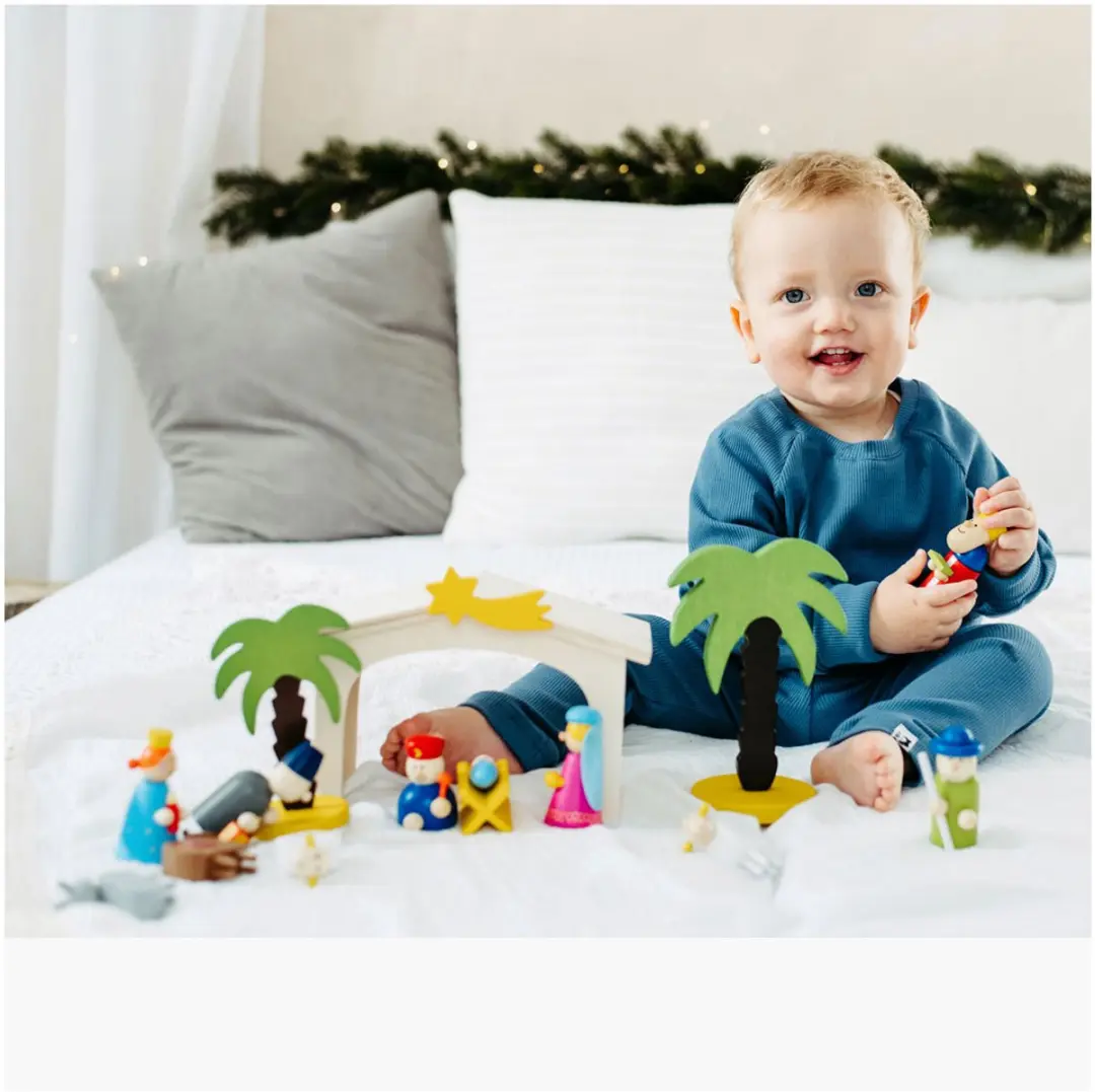Small Foot Houten Kerststal Speelset - 16 Meubels 11 Poppen Multicolor