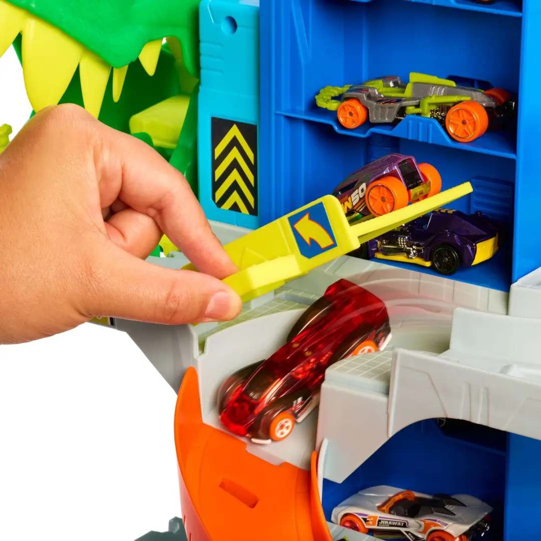 Hot Wheels City Ultieme T-Rex Garage JHL98 - 2 Auto's