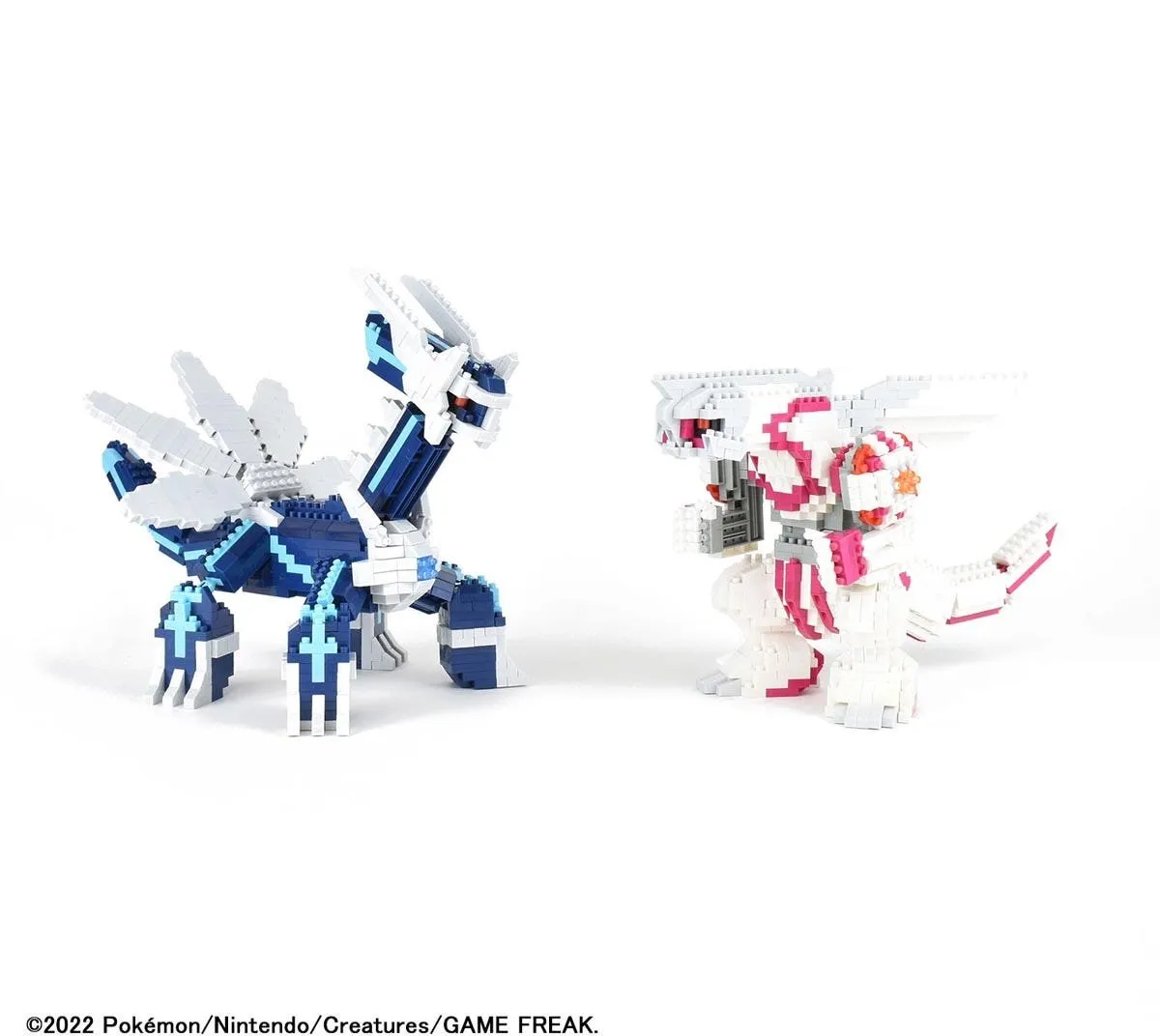 Bandai Namco Nanoblock Palkia Deluxe NBPM-095 - 1050 Stukken - Wit - afbeelding 6 van 6