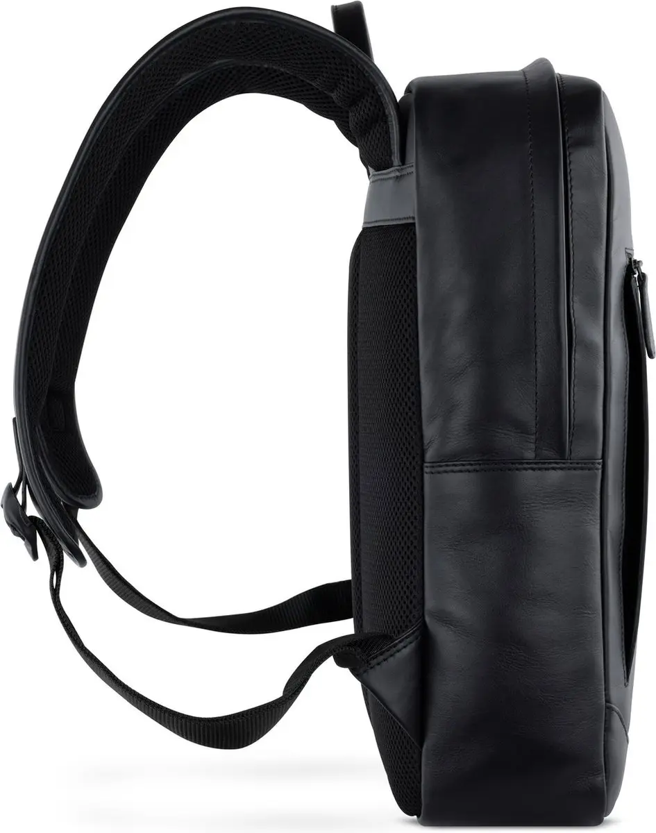 Bugatti Clark Backpack Rugzak 49235401 - 12 inch - Zwart