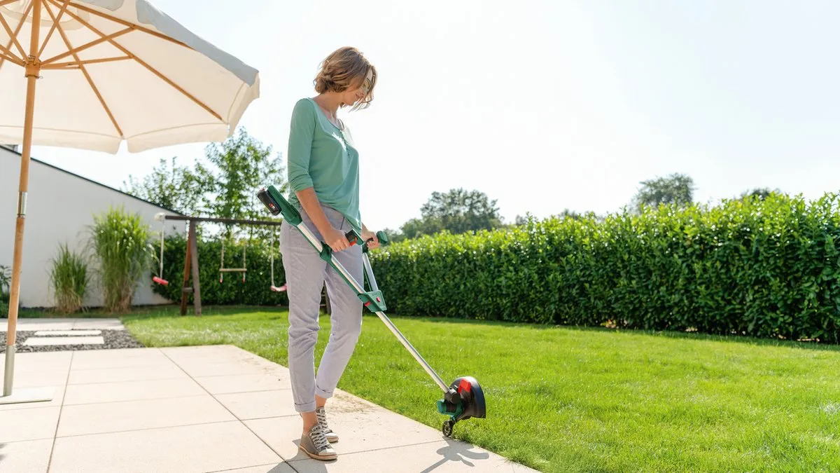 Bosch UniversalGrassCut 18V-26 Grastrimmer