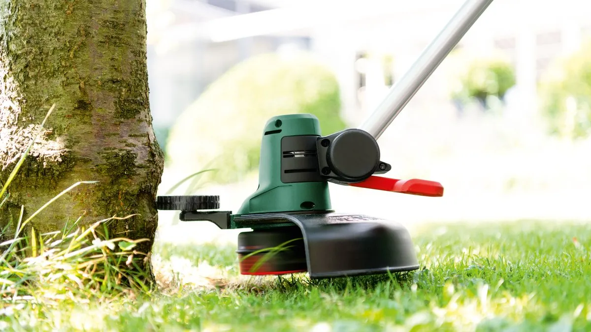 Bosch UniversalGrassCut 18V-26 Grastrimmer