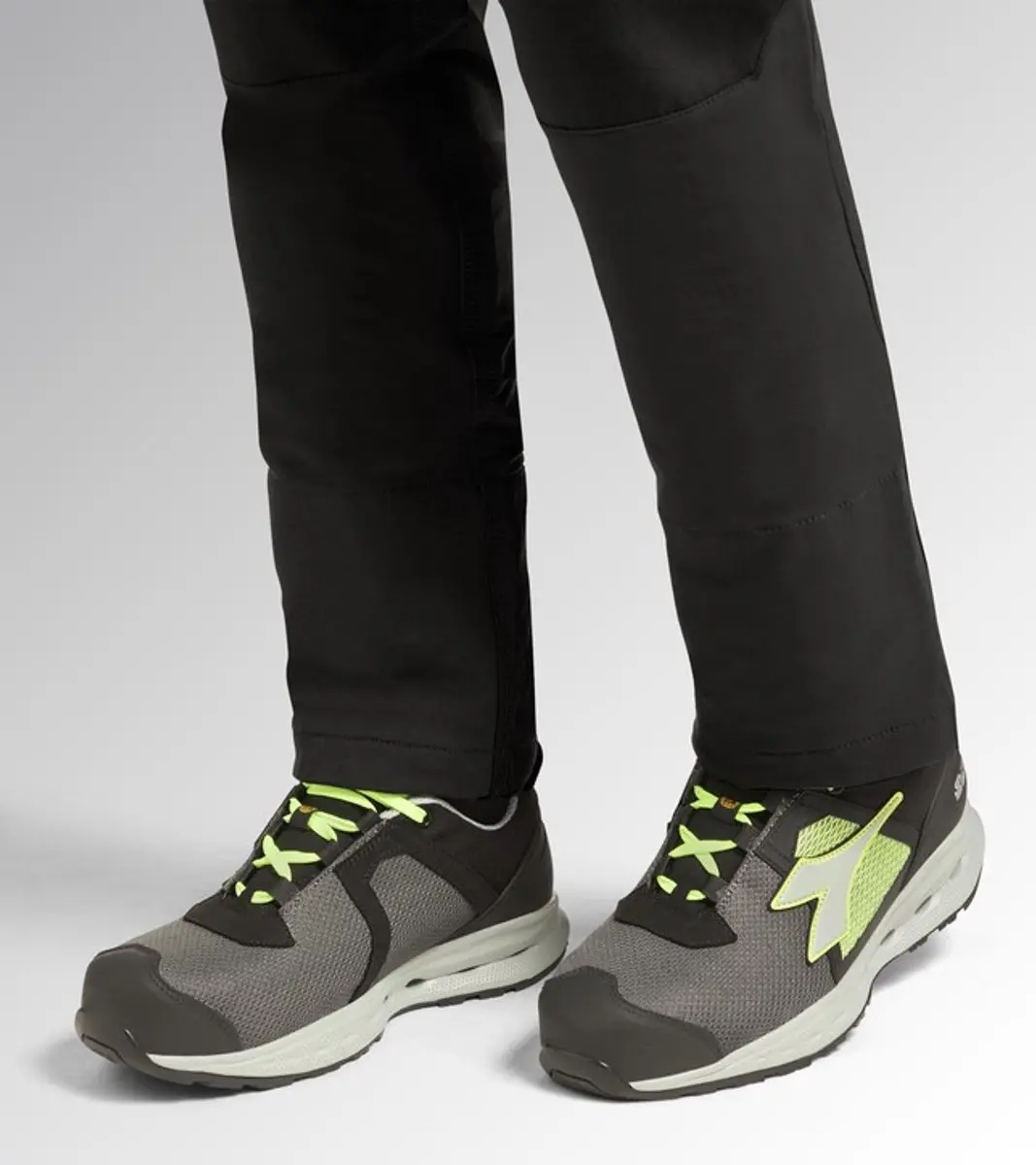 Diadora GLOVE A.BOX LOW GH S1PS HRO ESD BLACK/YE FLUO 38