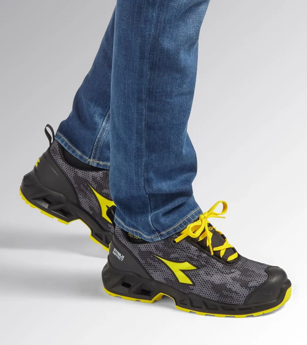 Diadora SHARK STABLE IMP LOW S3S FO SR SC BLACK/GRAY 35