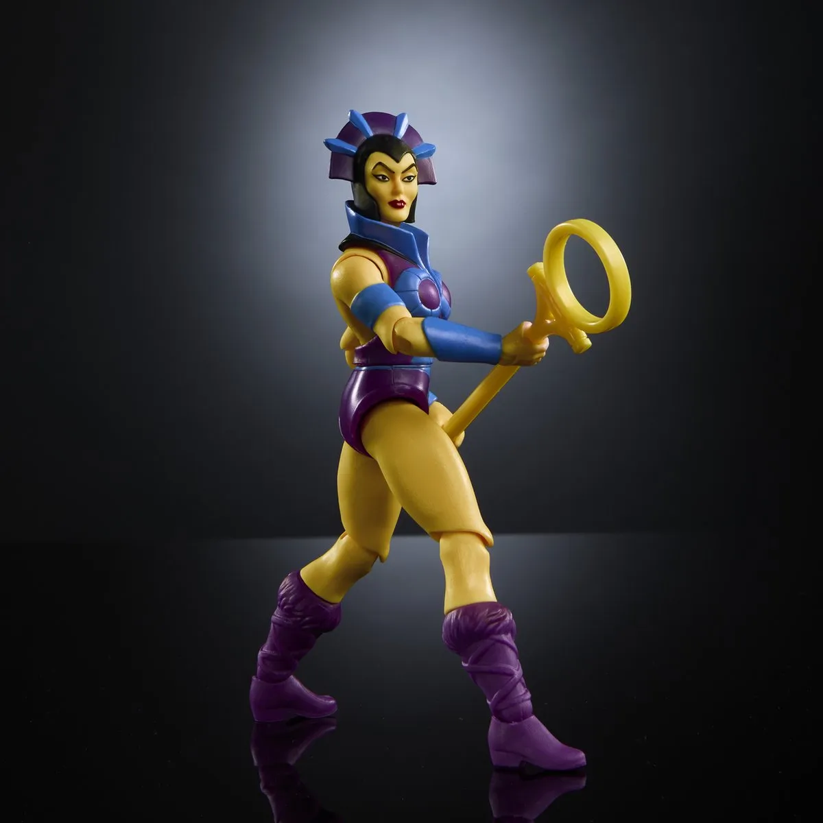 Mattel Masters of the Universe Origins Evil-Lyn Action Figuur - 14cm - Multicolor