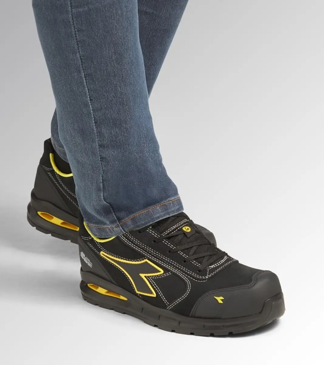 Diadora RUN A.BOX MSTR LOW S3S FO SR SC black 37