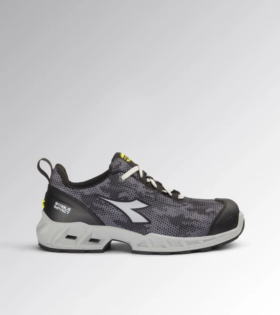 Diadora Shark SI Low S1PS SR SC - Schoenmaat 35 - Grijs/Zwart